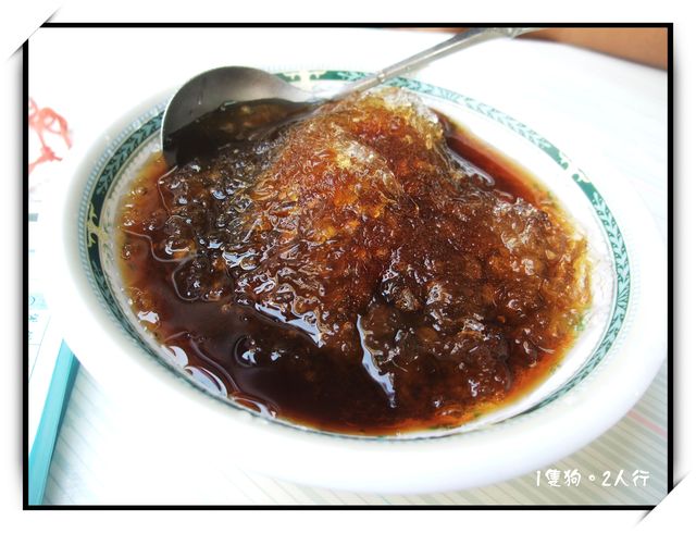 「台南」在地人的美食‧黏稠實在的黑糖糕冰
