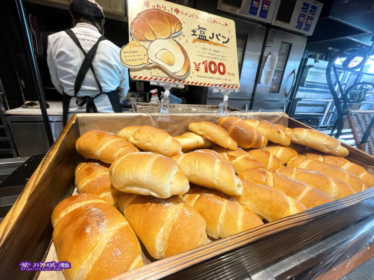九州-福岡ANTIQUE，100円佛心平價麵包，不輸人氣排隊名店！