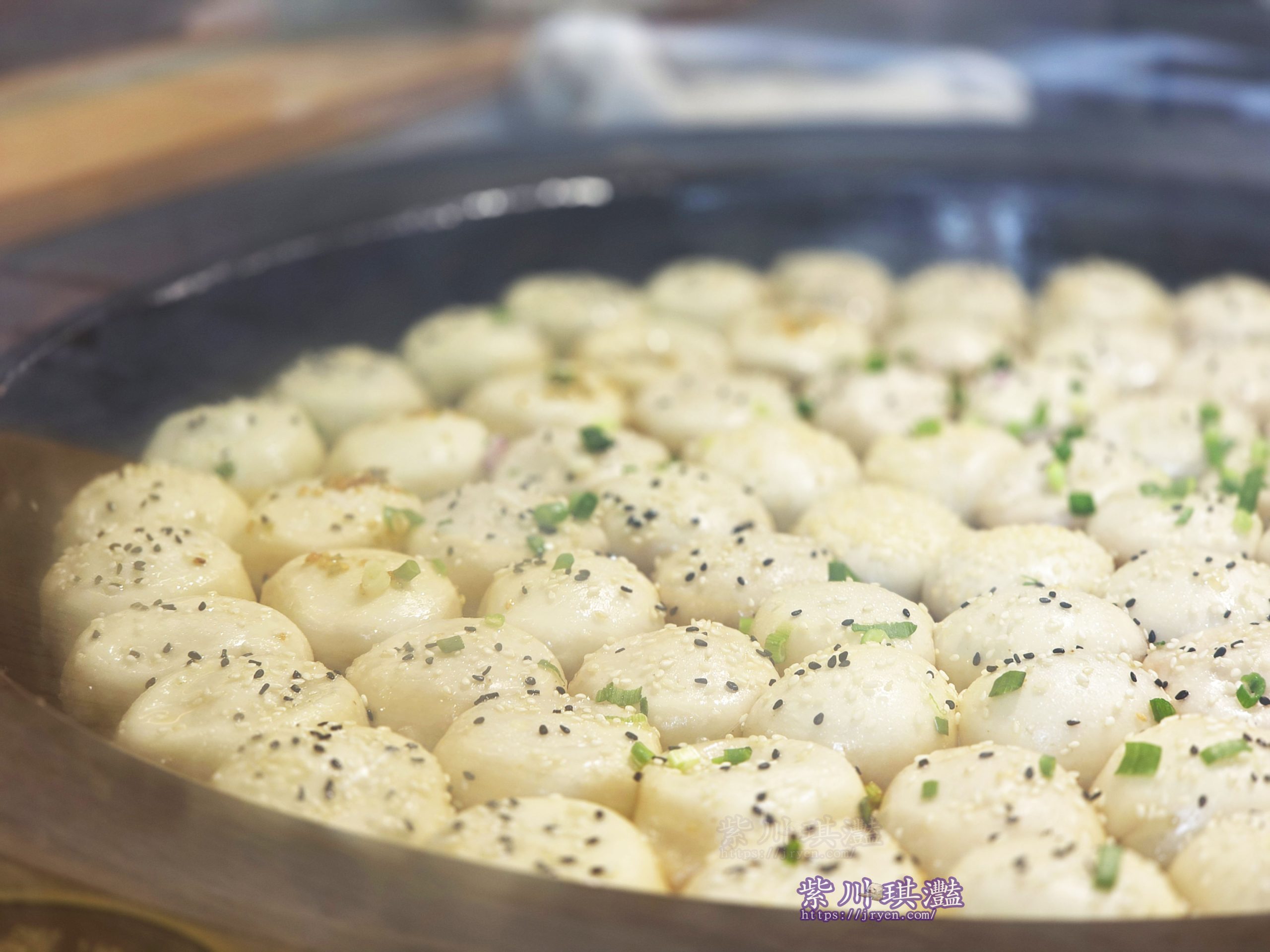 香港必比登美食｜祥興記生煎包，光環下的「爆漿藝術」